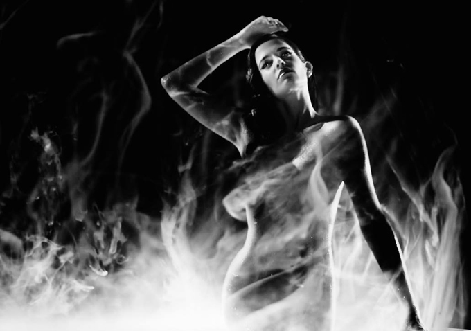Sin_City_A_Dame_to_Kill_For_New_Still_1