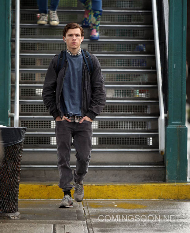 NEW YORK, NY - OCTOBER 01: Tom Holland is seen filming "Spiderman"  on October 1, 2016 in New York City.  (Photo by Steve Sands/GC Images)